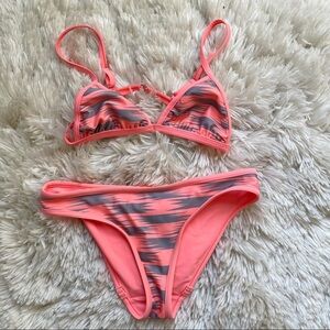 Chubbies Bikini Salmon and Gray 2 Piece Adjustable Size Small Triangle